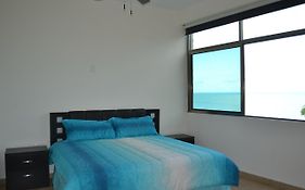 La Vista San Lorenzo Suites